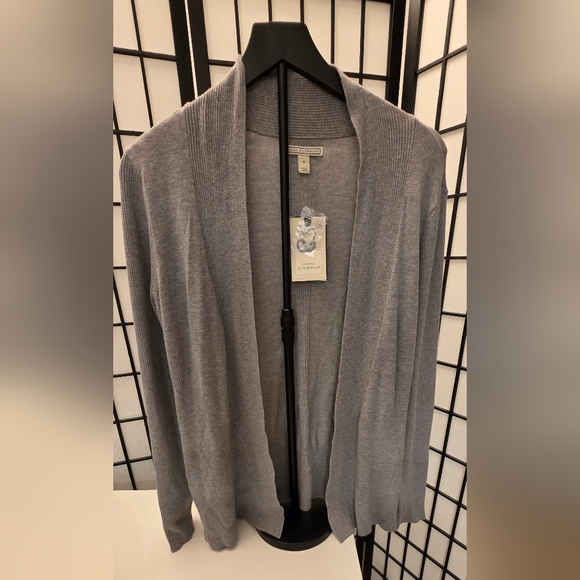 Dana Buchman Sweaters - NWT Dana Buchman Women's Heather Gray Cardigan ~ Size Medium